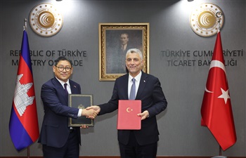 Kamboçya Akreditasyon Ulusal Konseyi - Kamboçya Genel Akreditasyon Başkanlığı (CANG-GDAC) İle Kurumumuz Arasında Helal Kalite Altyapısı Alanında İş Birliğine Yönelik Mutabakat Zaptı İmzalandı